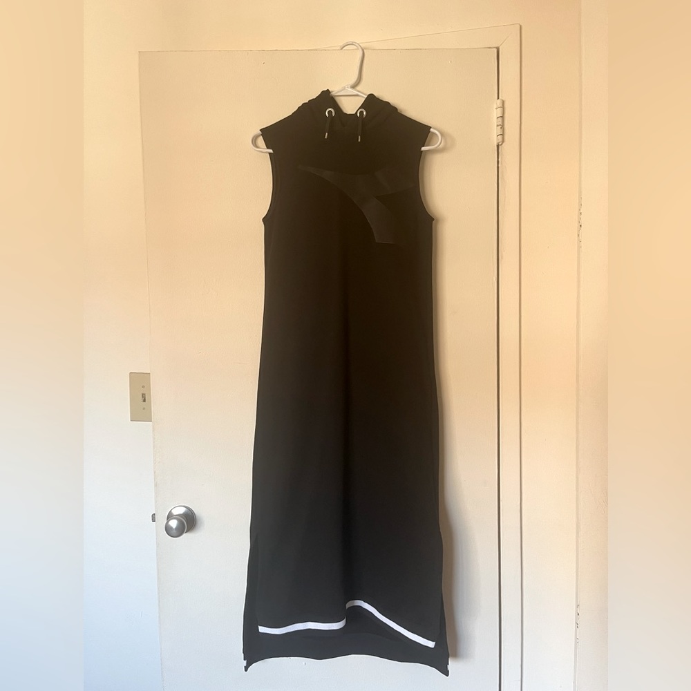 Diadora Long, sleeveless comfy cotton dress with hood